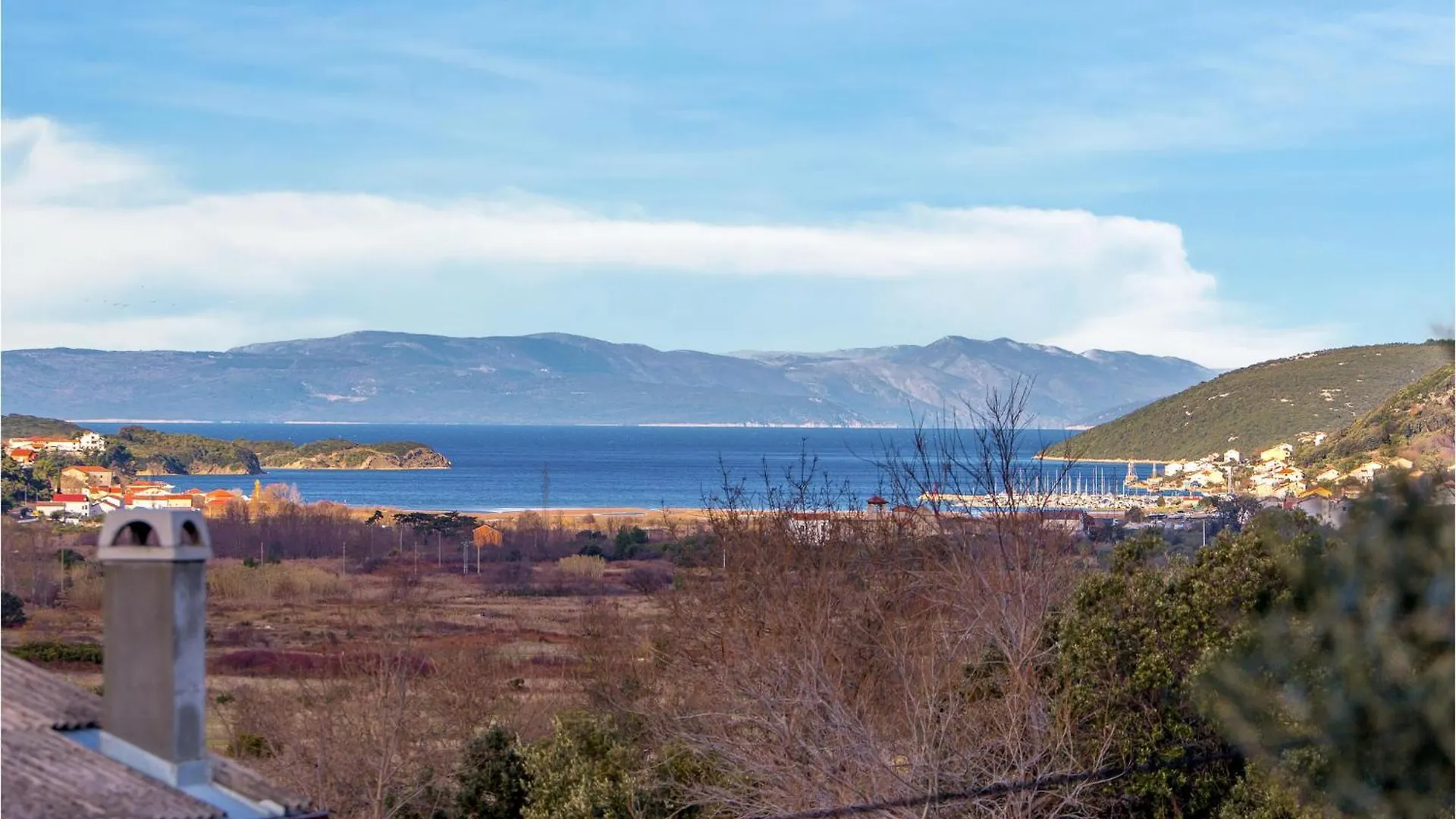 Lovely Apartment In Rab With Kitchen Mundanije Croatia