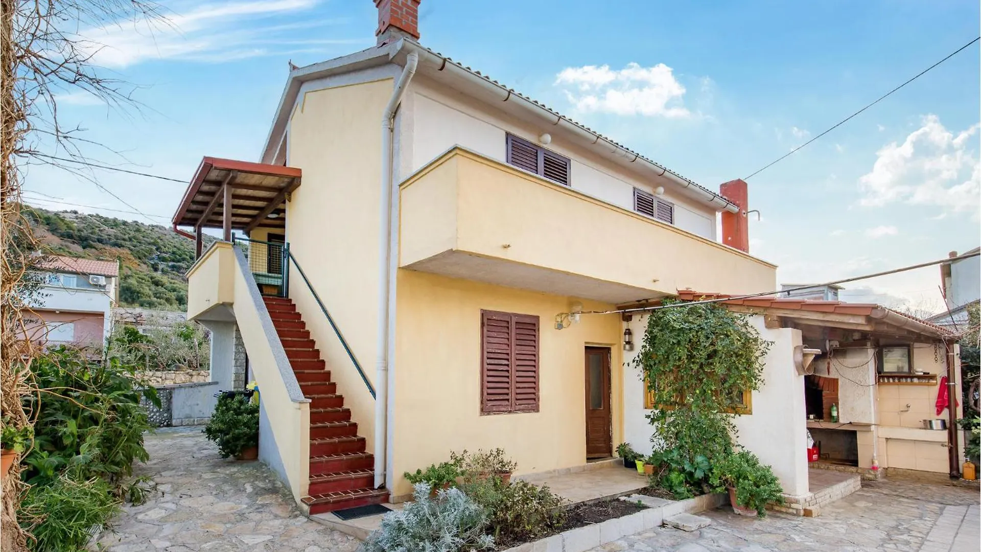 Lovely Apartment In Rab With Kitchen location